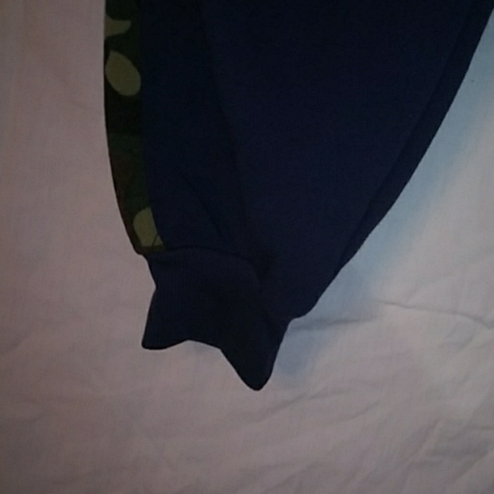 Outfit - Picture 8 of 15